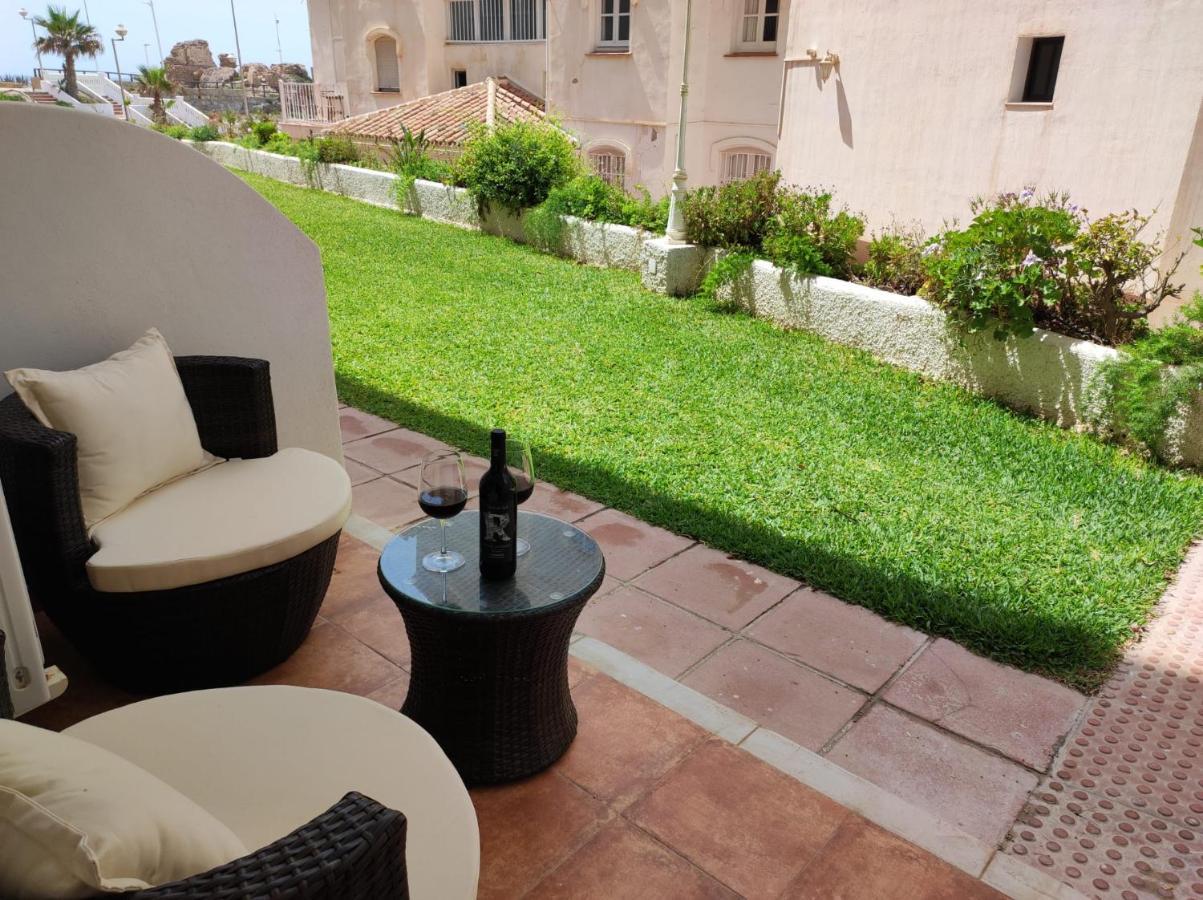 1 Bedroom Beachfront Apartment At Torecilla Beach Nerja Exterior photo